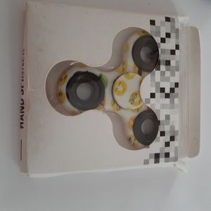 Fidget spinner
